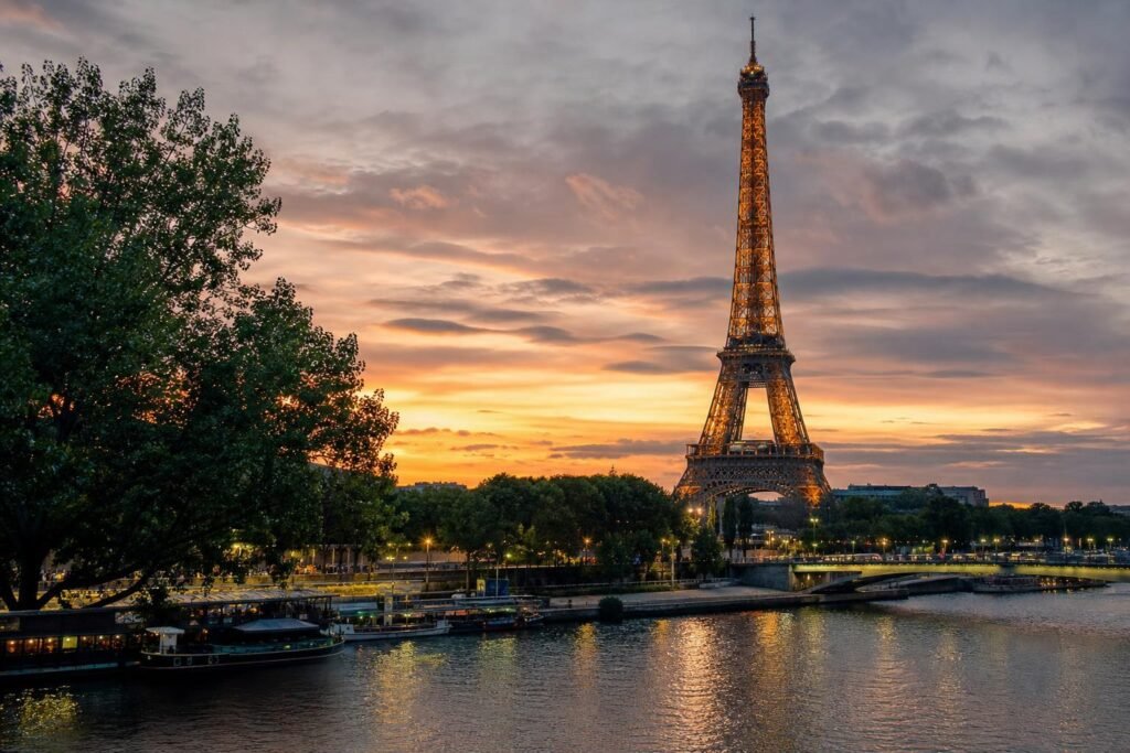 15 apps essenciais para usar em França — recursos online e offline